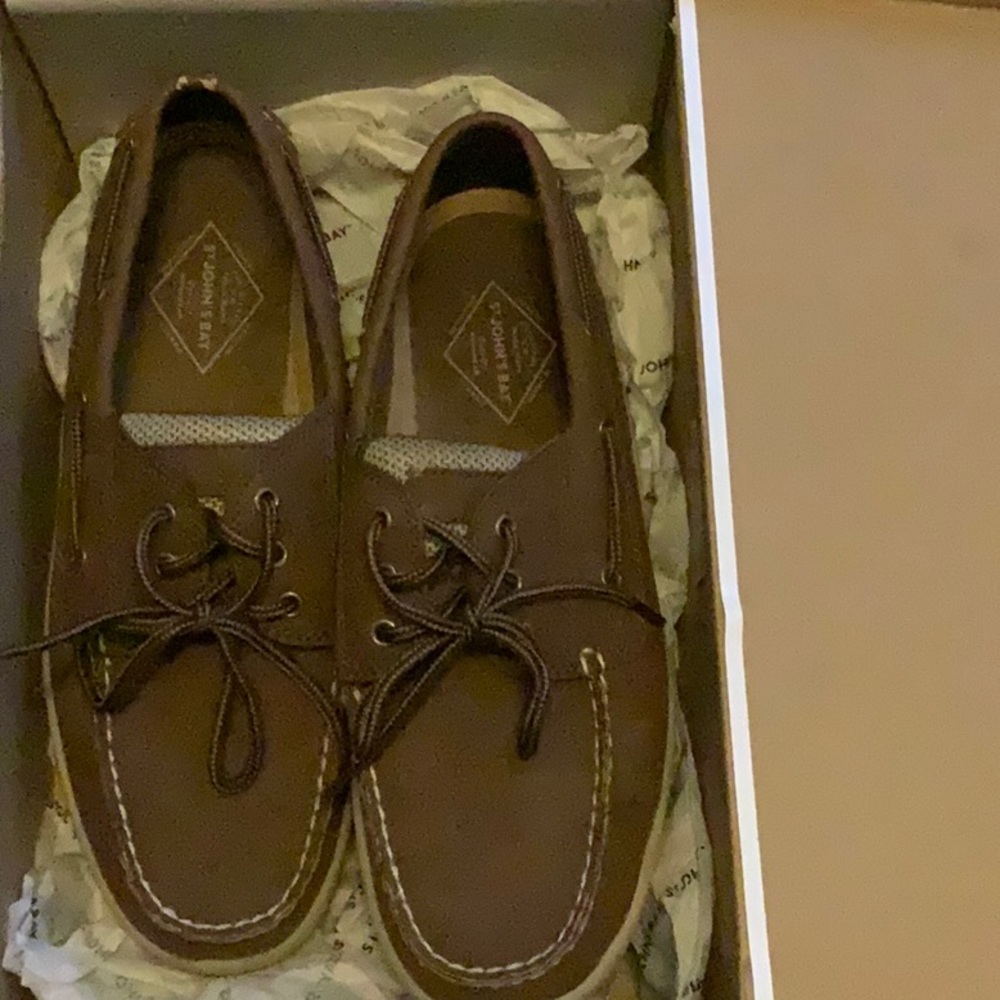 Mens casual shoe
